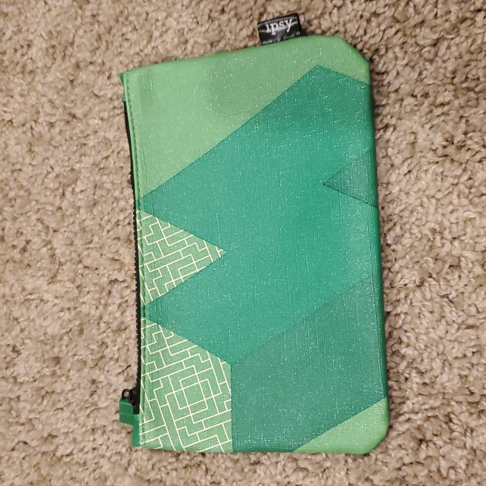 Ipsy Bags Set - Picture 5 of 9